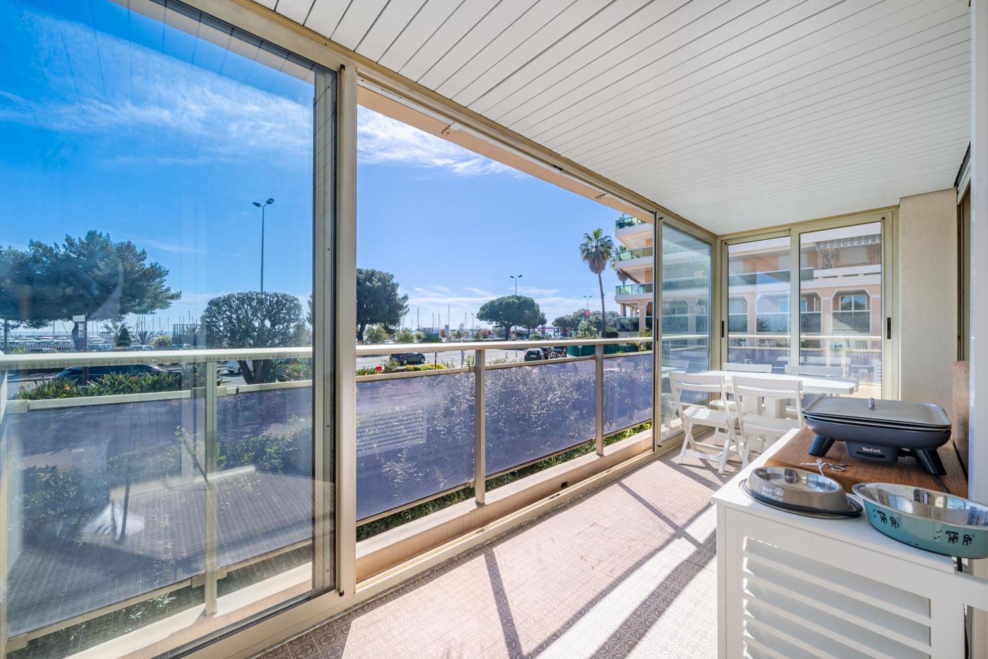Magnifique 2 Pieces Vue Mer - Parking Proche Plage แซ็งต์-โลร็อง-ดู-วาร์ ภายนอก รูปภาพ